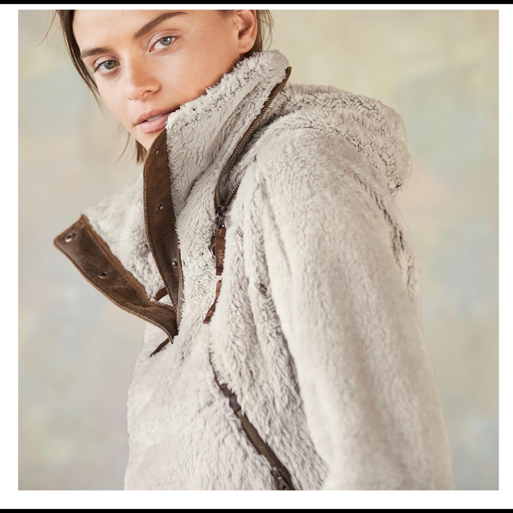 🏔 Kuhl Flight Pullover, stone